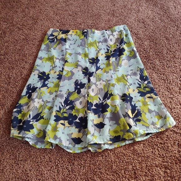Old navy floral flowy midi skirt - Picture 1 of 2